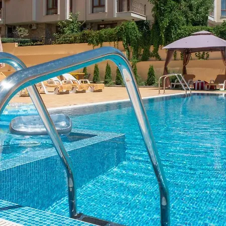 アパート Horizon 20 'б'