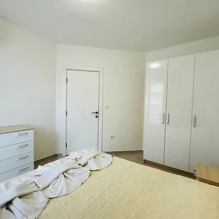 Horizon 20 'б' * スヴェティ・ヴラス